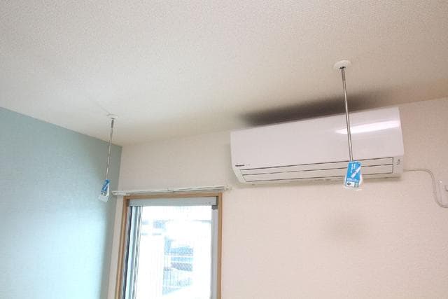 Room image 16