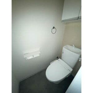 Room image 13