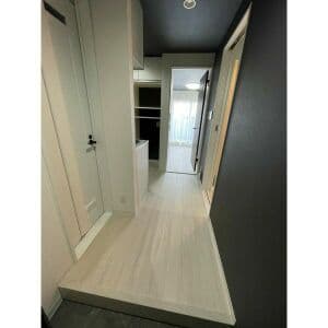 Room image 15