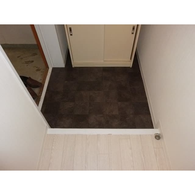 Room image 13