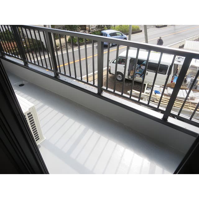 Room image 12