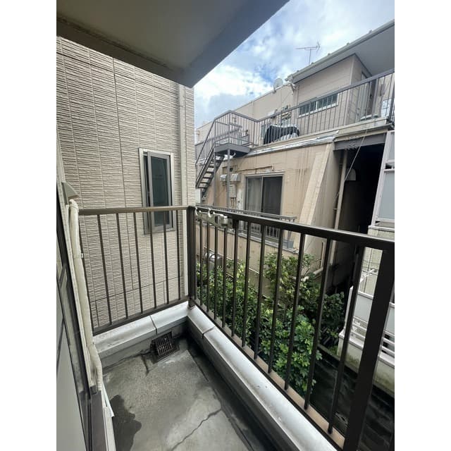 Room image 13