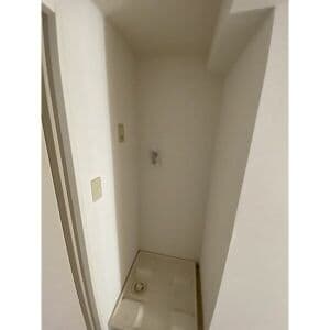 Room image 14