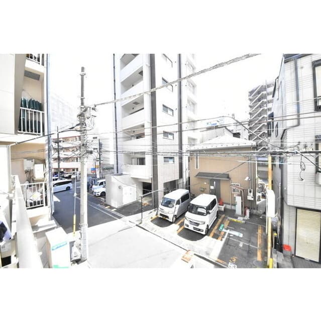Room image 13