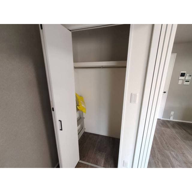 Room image 14