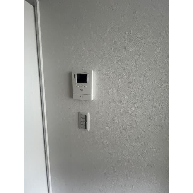 Room image 15