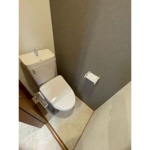 Room image 13
