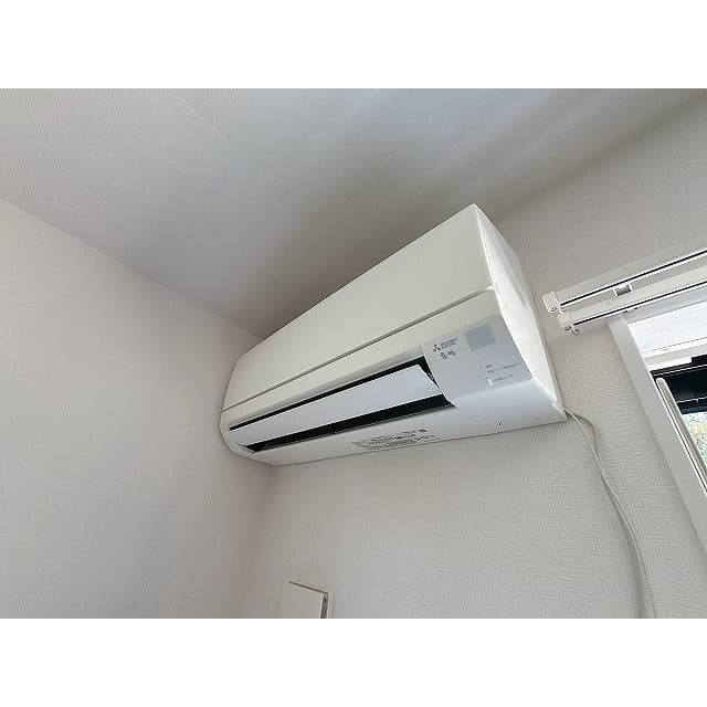 Room image 13