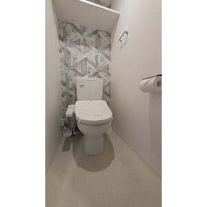 Room image 10