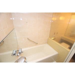Room image 14