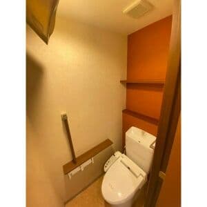 Room image 13