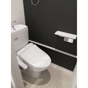 Room image 8