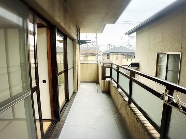 Room image 14