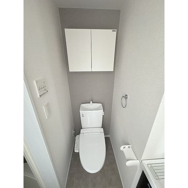 Room image 9