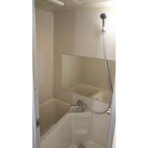 Room image 15