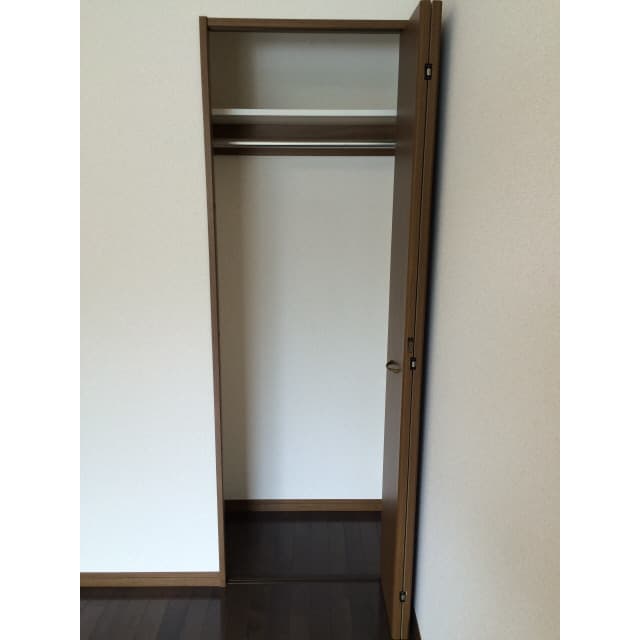 Room image 14