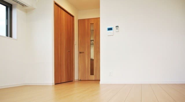 Room image 9
