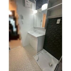 Room image 12