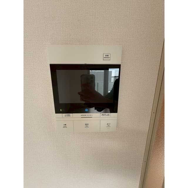 Room image 12