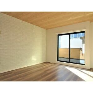Room image 15