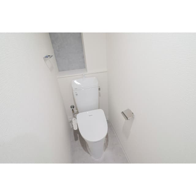 Room image 12