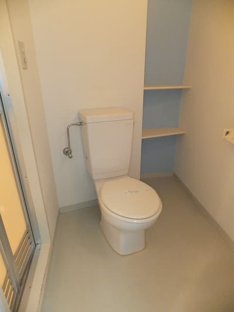 Room image 12