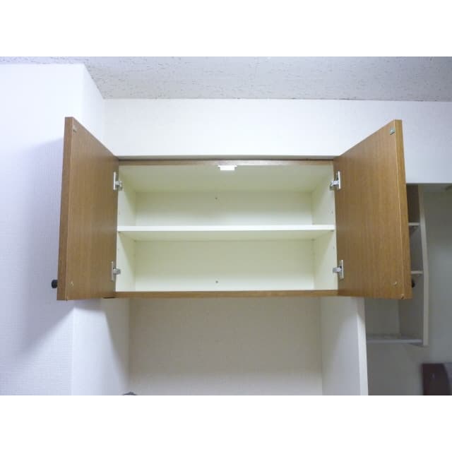 Room image 16