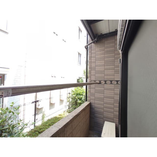 Room image 11