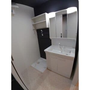 Room image 12