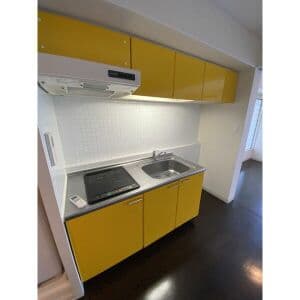 Room image 11