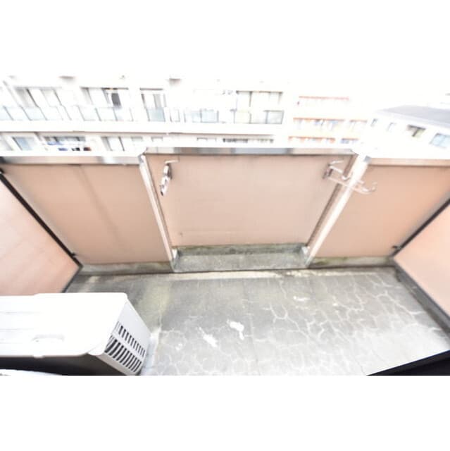 Room image 15