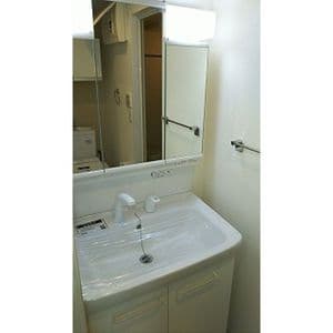 Room image 16