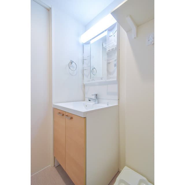 Room image 9