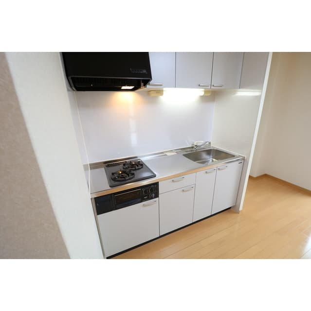 Room image 9