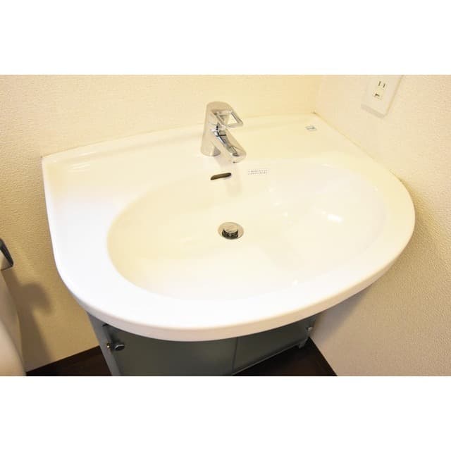 Room image 15