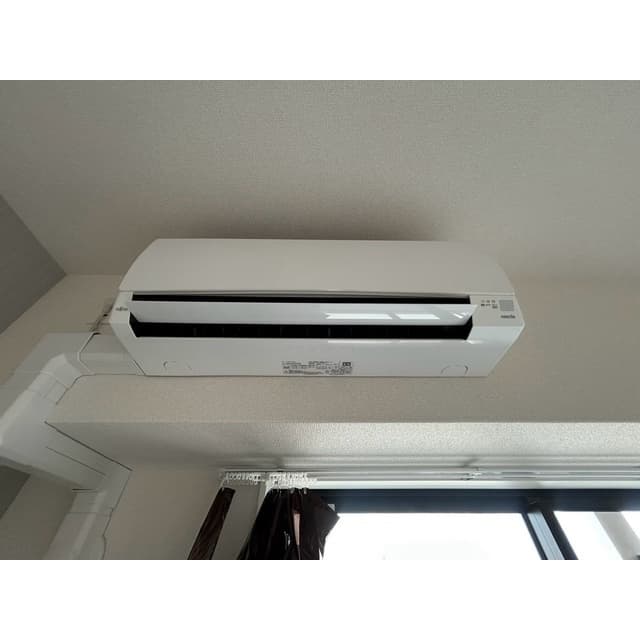 Room image 9