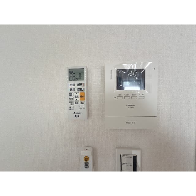 Room image 16