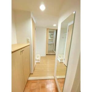 Room image 12