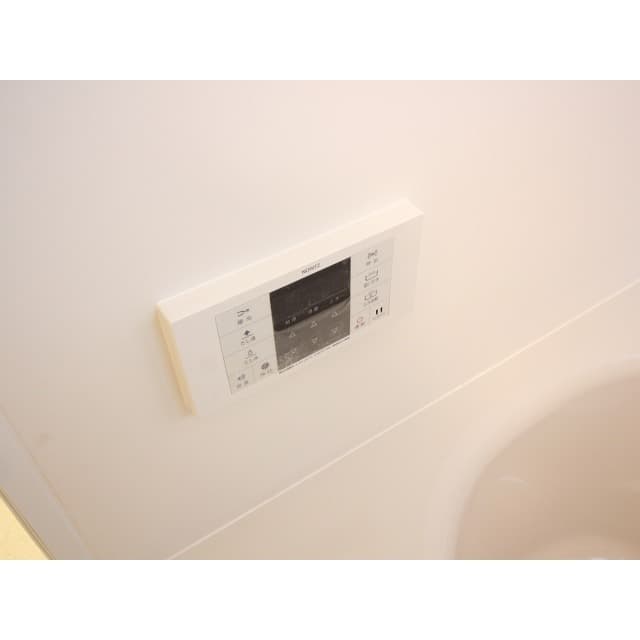 Room image 16
