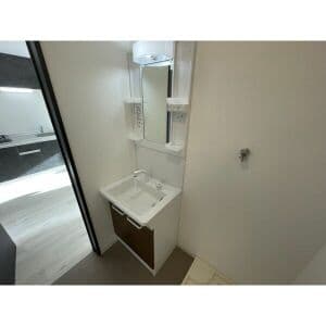 Room image 13