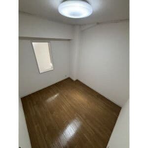 Room image 13