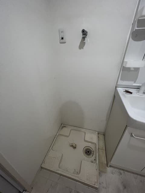 Room image 15