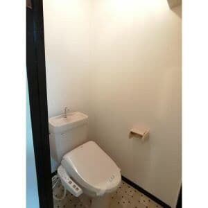 Room image 9