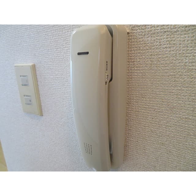 Room image 16