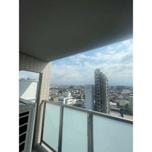 Room image 13