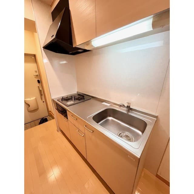 Room image 9