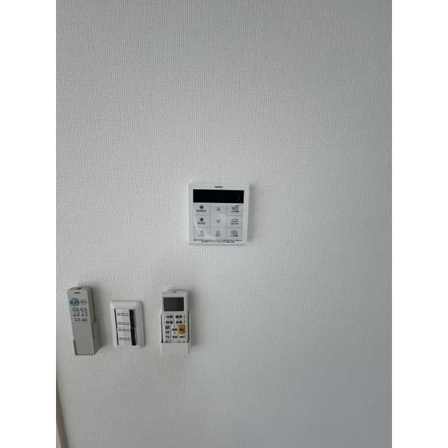 Room image 14