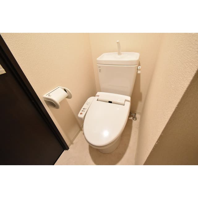 Room image 13