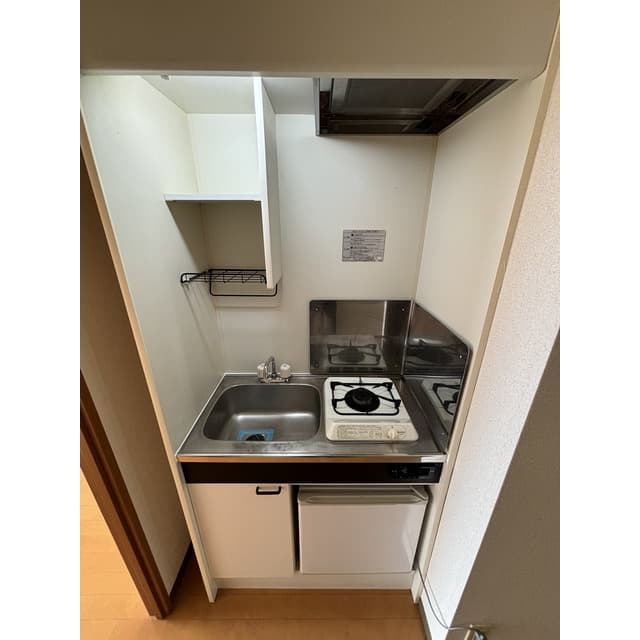 Room image 11