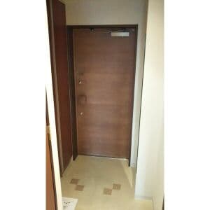 Room image 11